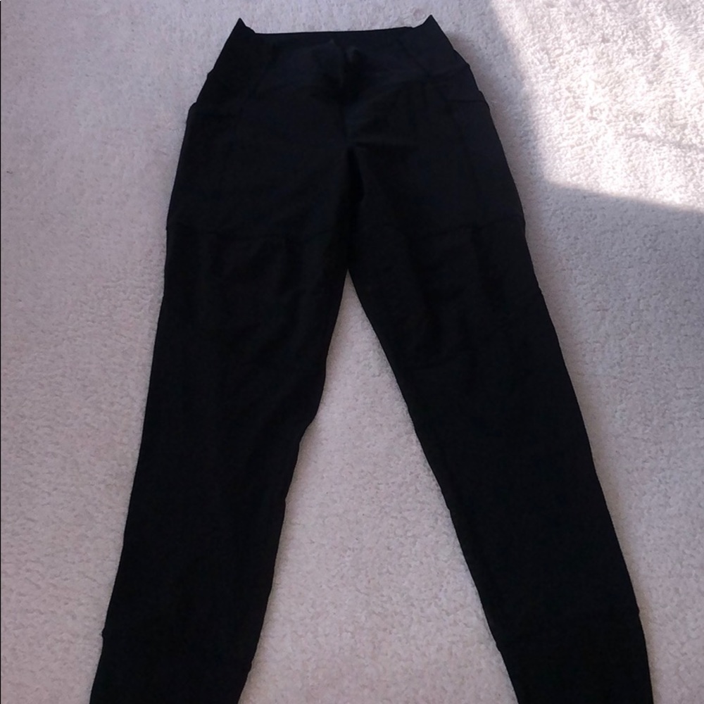 Without Walls Black Leggings - M